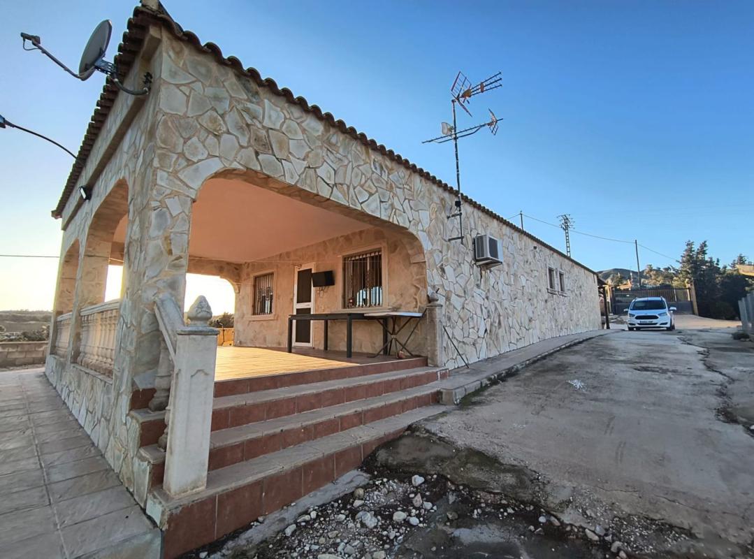 Properties for sale and rent in Spain photo 2