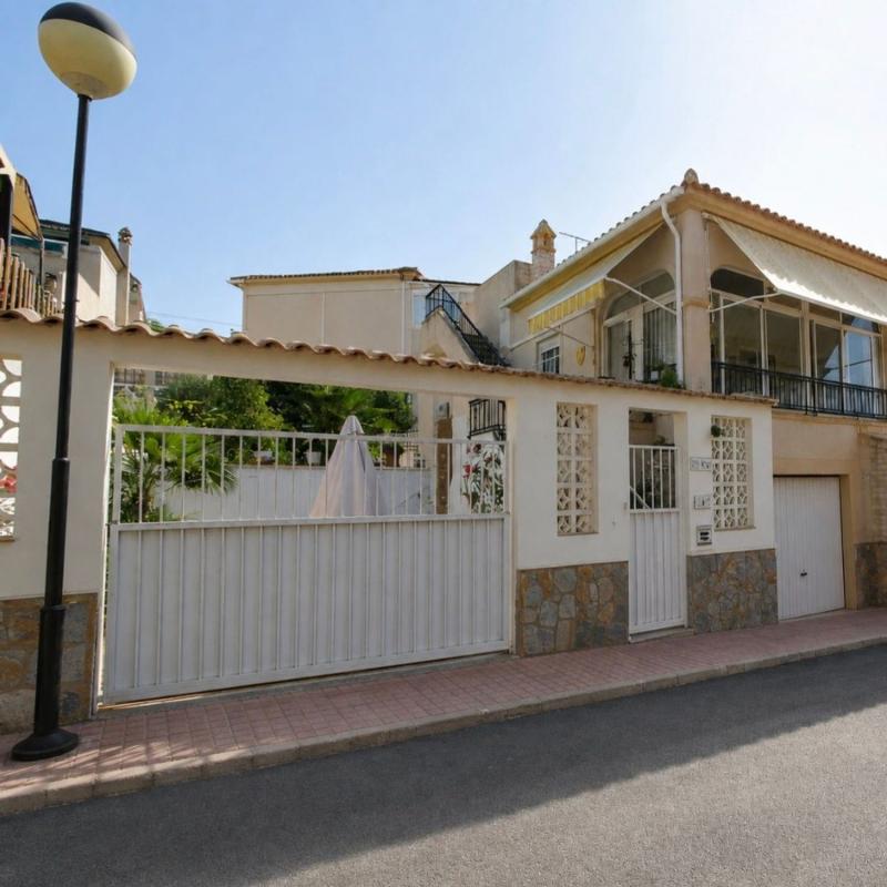 Properties for sale and rent in Spain photo 2