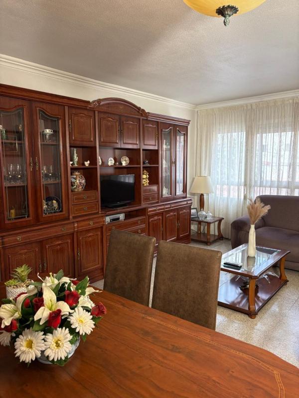 Sale of apartment in Piso en Calle del Maestro Alonso, 85, Altozano, Alicante / Alacant, Alicante
photo 2
