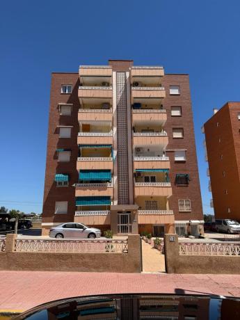 Venta de piso en Piso en Calle Arrecife, 13, Punta Prima, Torrevieja, Torrevieja
thumbnail 2