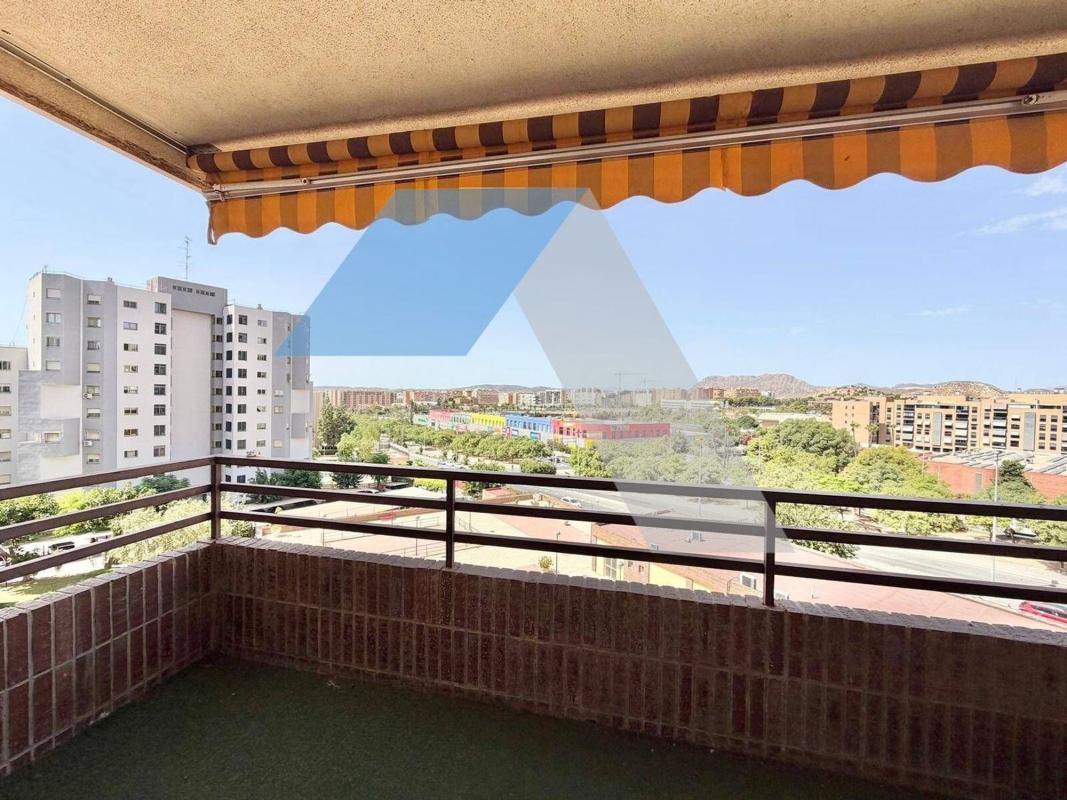 Sale of apartment in Piso en San Blas, Alicante / Alacant, Alicante
photo 1