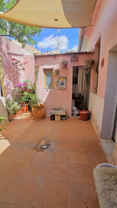Properties for sale and rent in Spain photo 4
