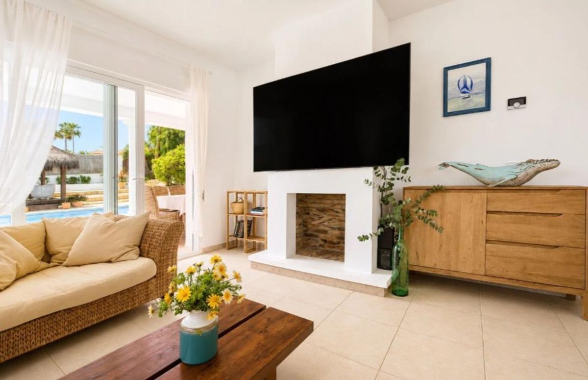 Properties for sale and rent in Spain photo 4