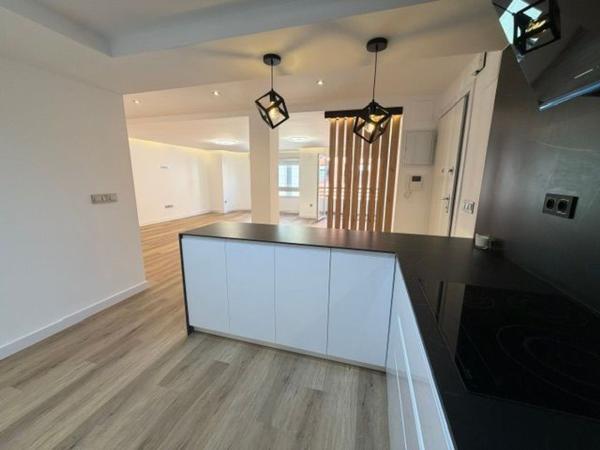 Sale of flat in Piso en Calle Churruca, 30, Ensanche-Diputación, Alicante / Alacant, Alicante
 photo 4