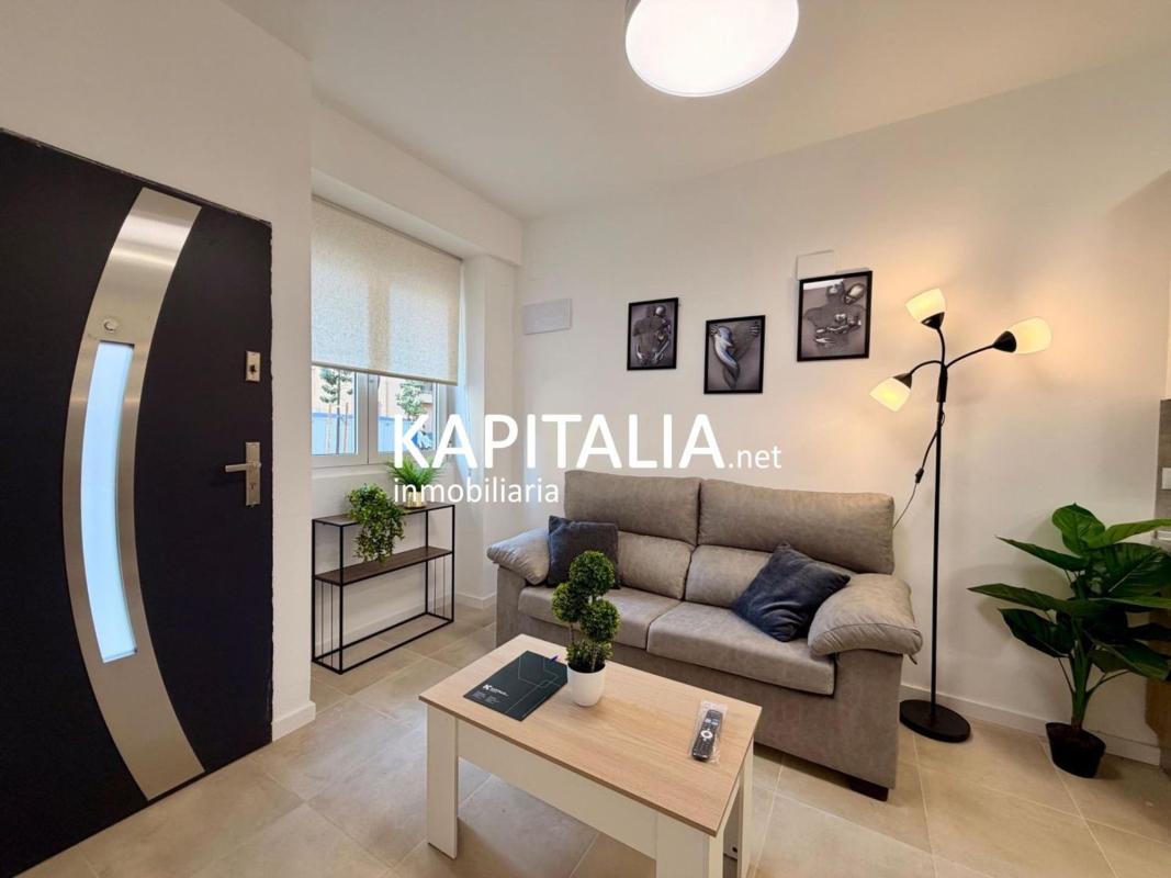 Продажа квартиры на Piso en Centro - Zona Alta, Alcoy / Alcoi, Алкой
 photo 2