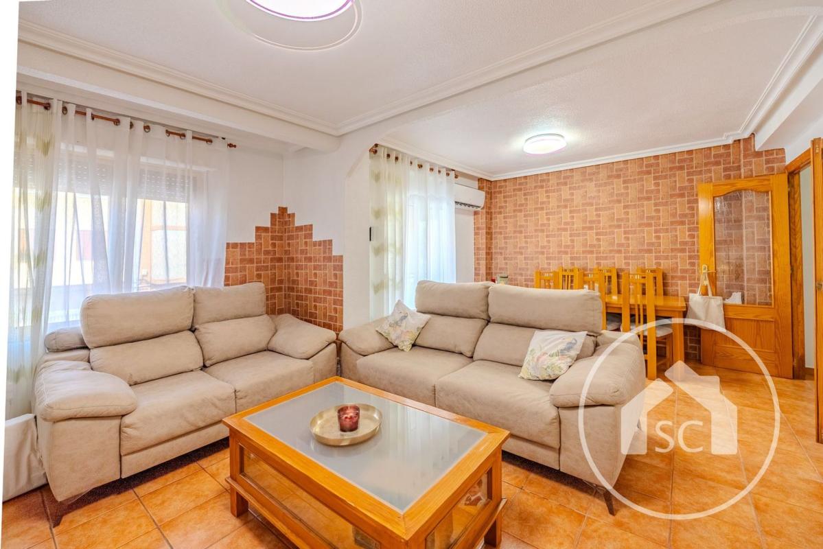 Venta de piso en Piso en Avenida de Madrid, Petrer, Petrer
photo 2