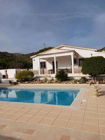 Casa o chalet independiente en Sax photo 1