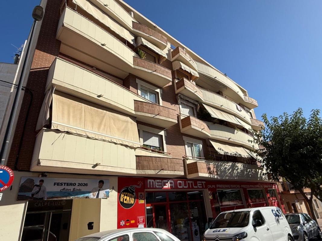 Propiedades en venta y alquiler en España photo 5
