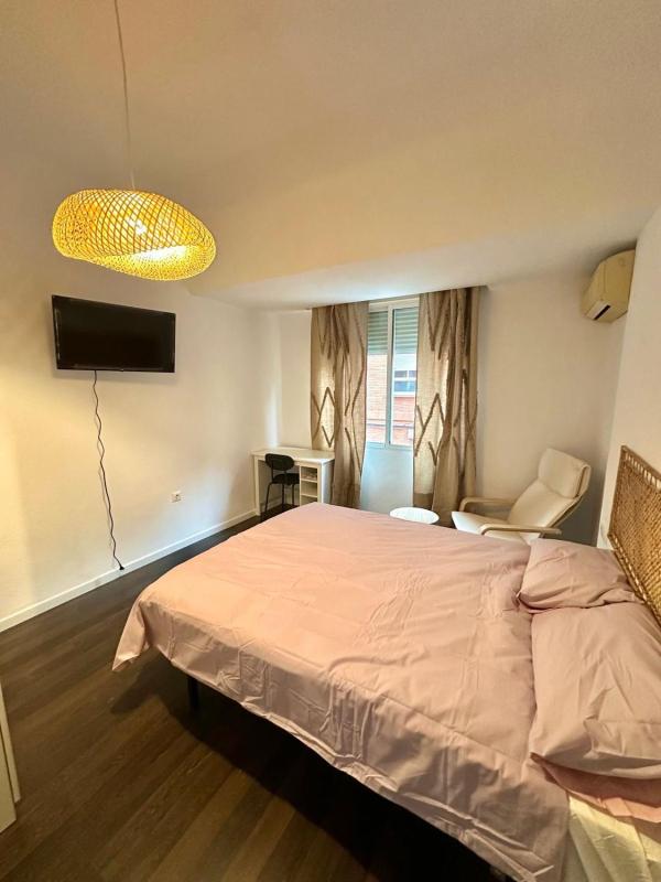 Venta de piso en Piso en Calle de Martínez de Velasco, 8, Carolinas Bajas, Alicante / Alacant, Alicante / Alacant
photo 2