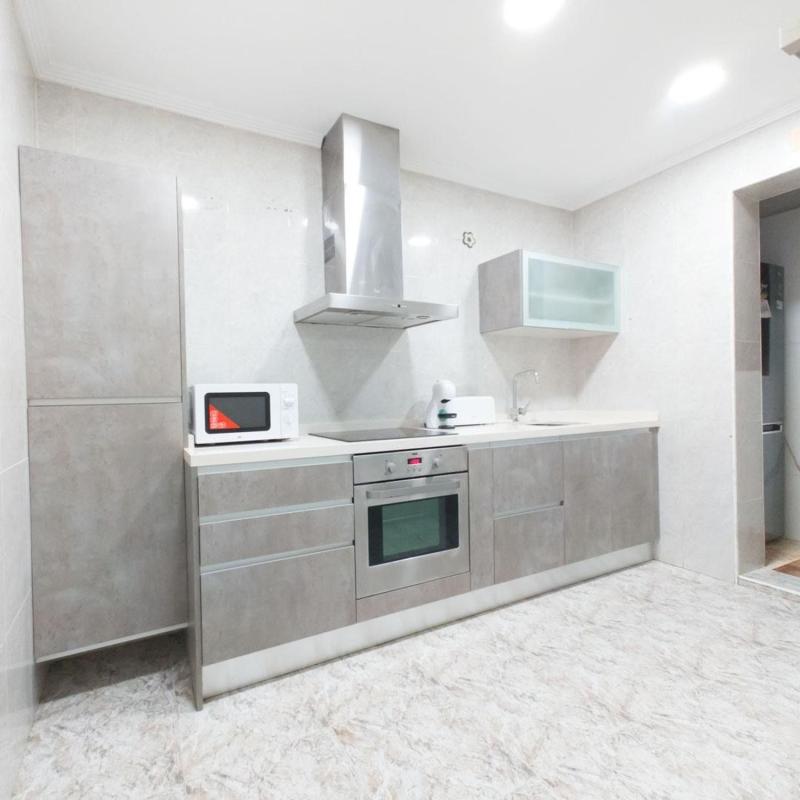 Venta de piso en Piso en Calle de Martínez de Velasco, 8, Carolinas Bajas, Alicante / Alacant, Alicante / Alacant
photo 4