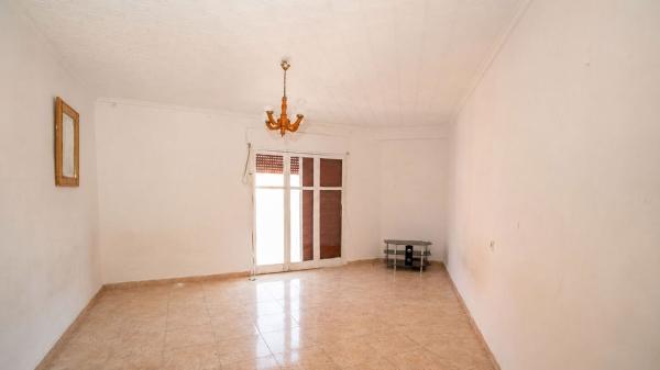 Sprzedaż mieszkania w Piso en Calle Nuestra Señora de Monserrate, 2, Almoradí, Almoradí
photo 1