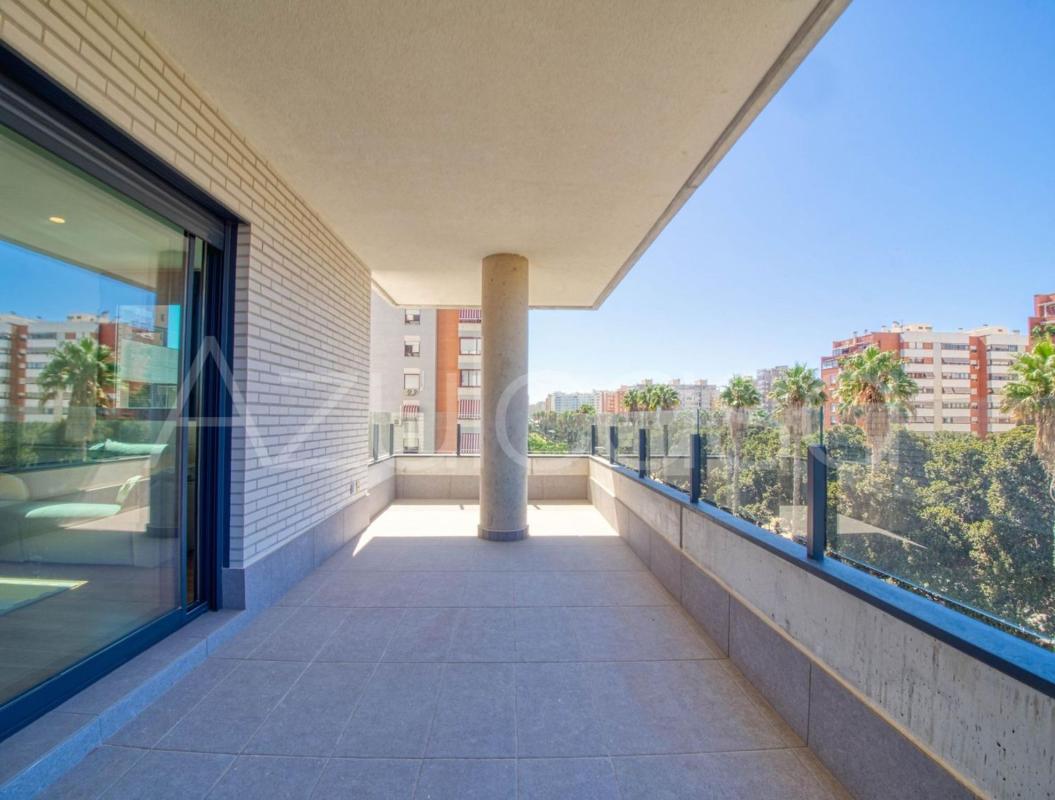 Venta de piso en Piso en Avenida Esportista Miriam Blasco, La Albufereta, Alicante / Alacant, Alicante / Alacant
 photo 3