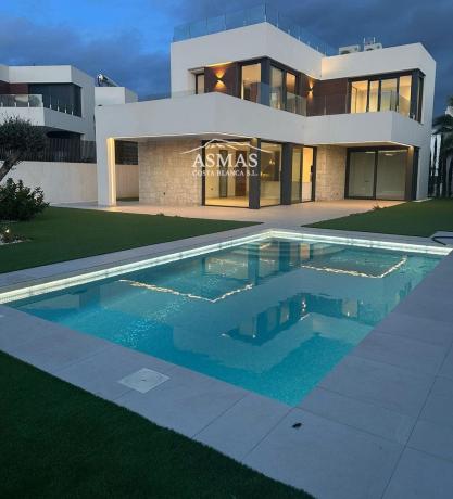 Casa o chalet independiente en Finestrat Pueblo, Finestrat thumbnail 3