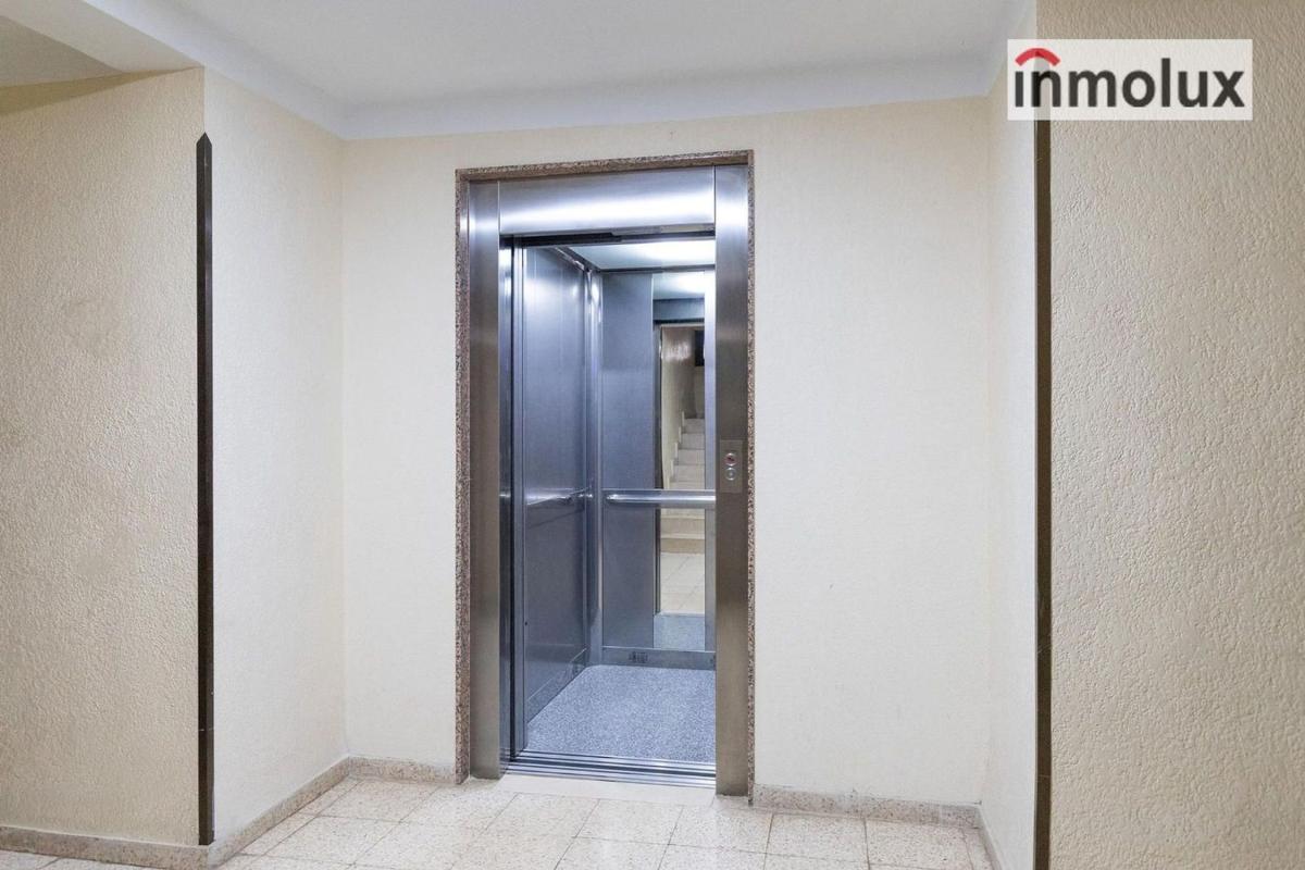 Продажа квартиры на Piso en Calle Farmacéutico Agatángelo Soler, Virgen del Remedio - Parque lo Morant, Alicante / Alacant, Аликанте / Алакант
photo 4