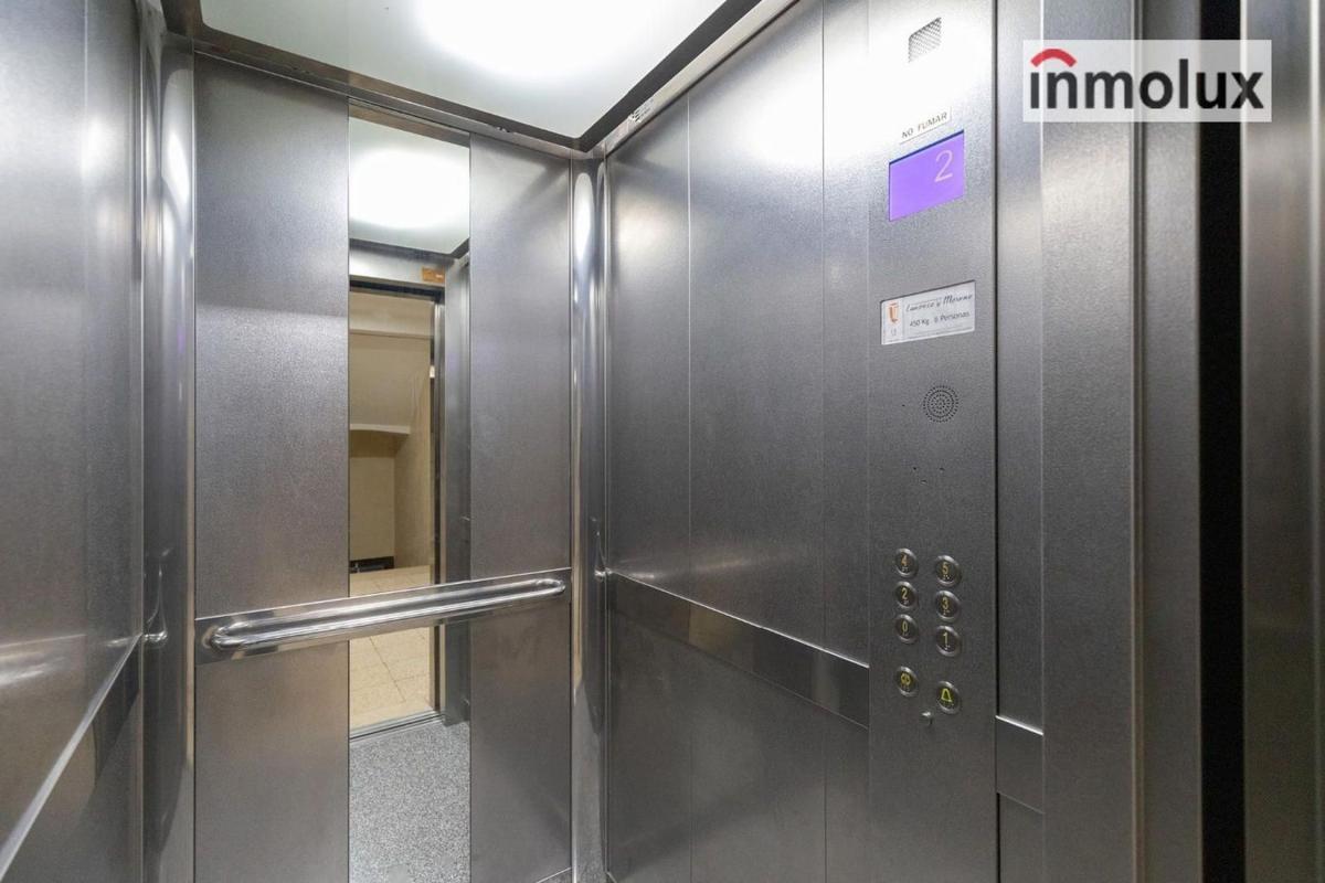 Продажа квартиры на Piso en Calle Farmacéutico Agatángelo Soler, Virgen del Remedio - Parque lo Morant, Alicante / Alacant, Аликанте / Алакант
photo 5