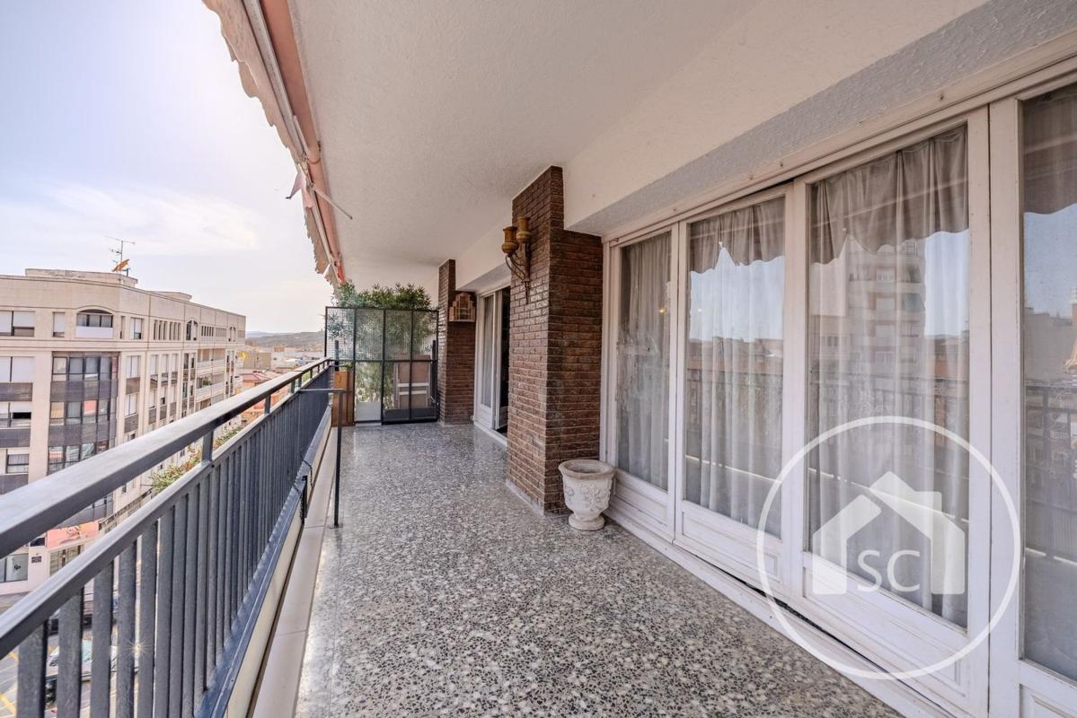Venta de piso en Piso en Plaza de Toros - Avenida Chapí - Trinquete, Elda, Elda
 photo 5