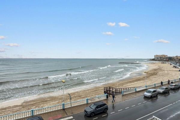 Продажа квартиры на Piso en Playa de los Locos, Torrevieja, Торревьеха
photo 1