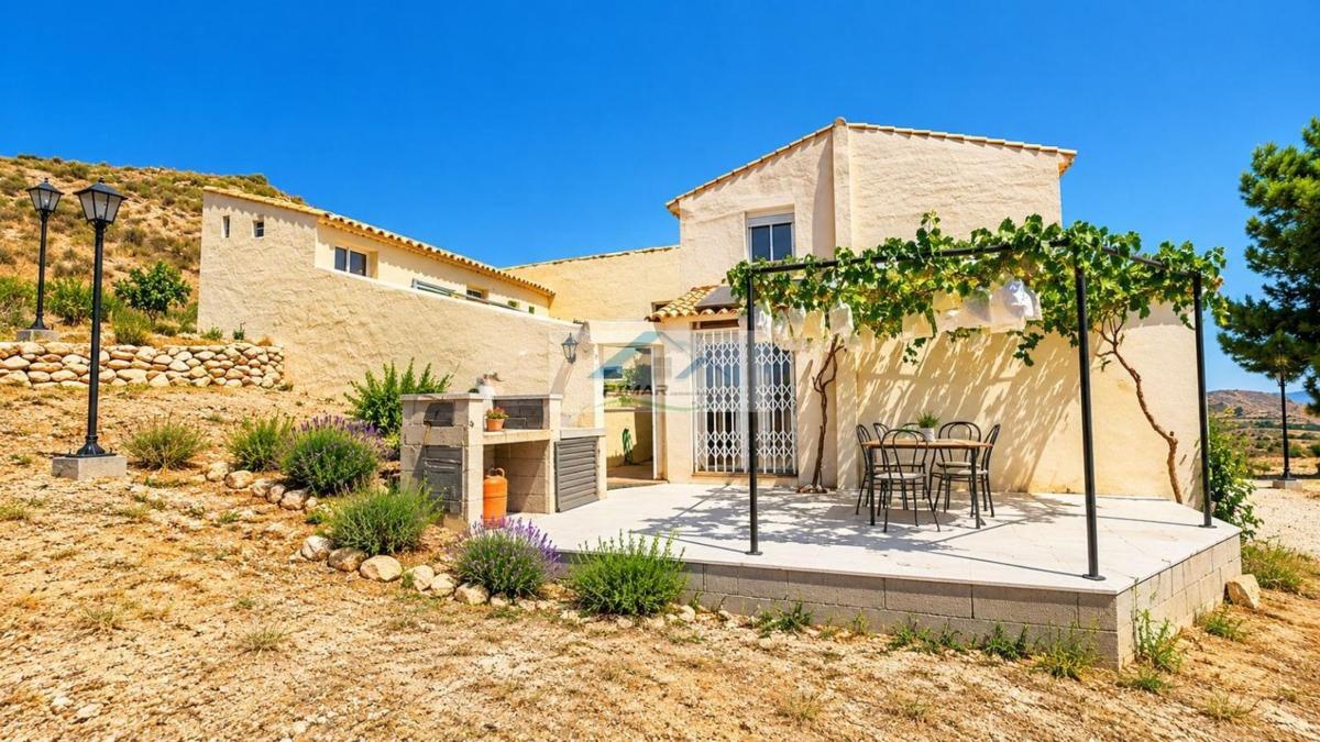Propiedades en venta y alquiler en España photo 5
