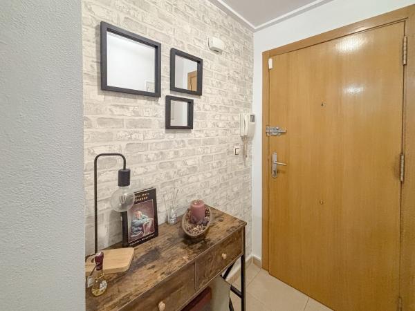 Venta de piso en Piso en Calle Campoamor, Puerto Deportivo, Torrevieja, Torrevieja
 photo 4
