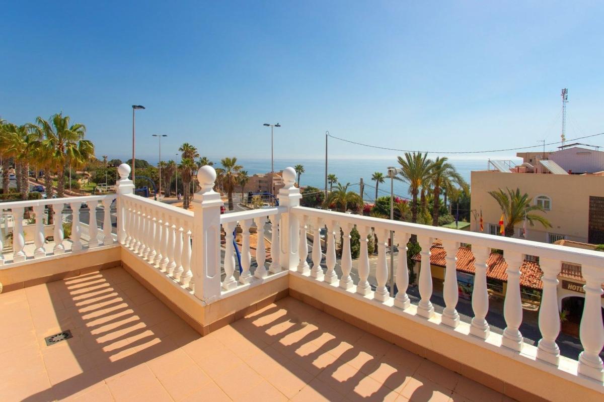 Venta de chalet independiente en Casa o chalet en Calle Lebeche, Miramar - Torre del Moro, Torrevieja, Torrevieja
photo 5
