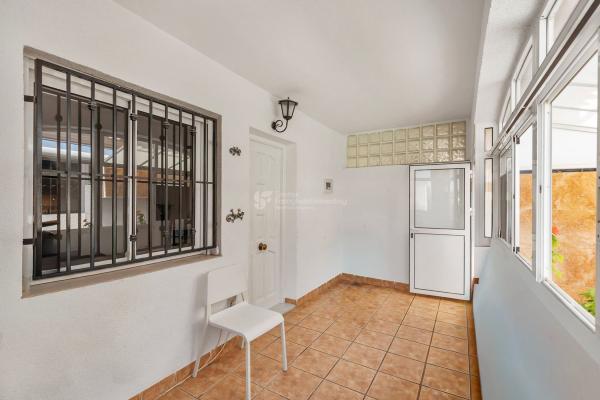 Sale of flat in Piso en Calle Niágara, 34, Playa Flamenca, Orihuela, Orihuela
thumbnail 3