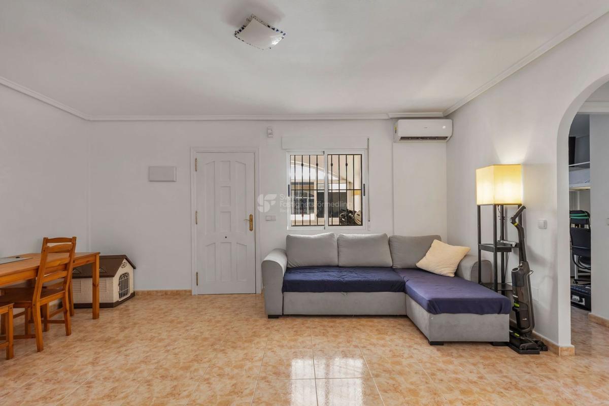 Venta de piso en Piso en Calle Niágara, 34, Playa Flamenca, Orihuela, Orihuela
photo 5