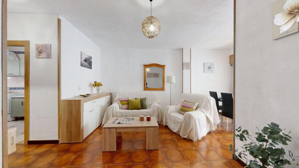 Venta de piso en Piso en Avenida Habaneras - Curva de Palangre, Torrevieja, Torrevieja
thumbnail 3