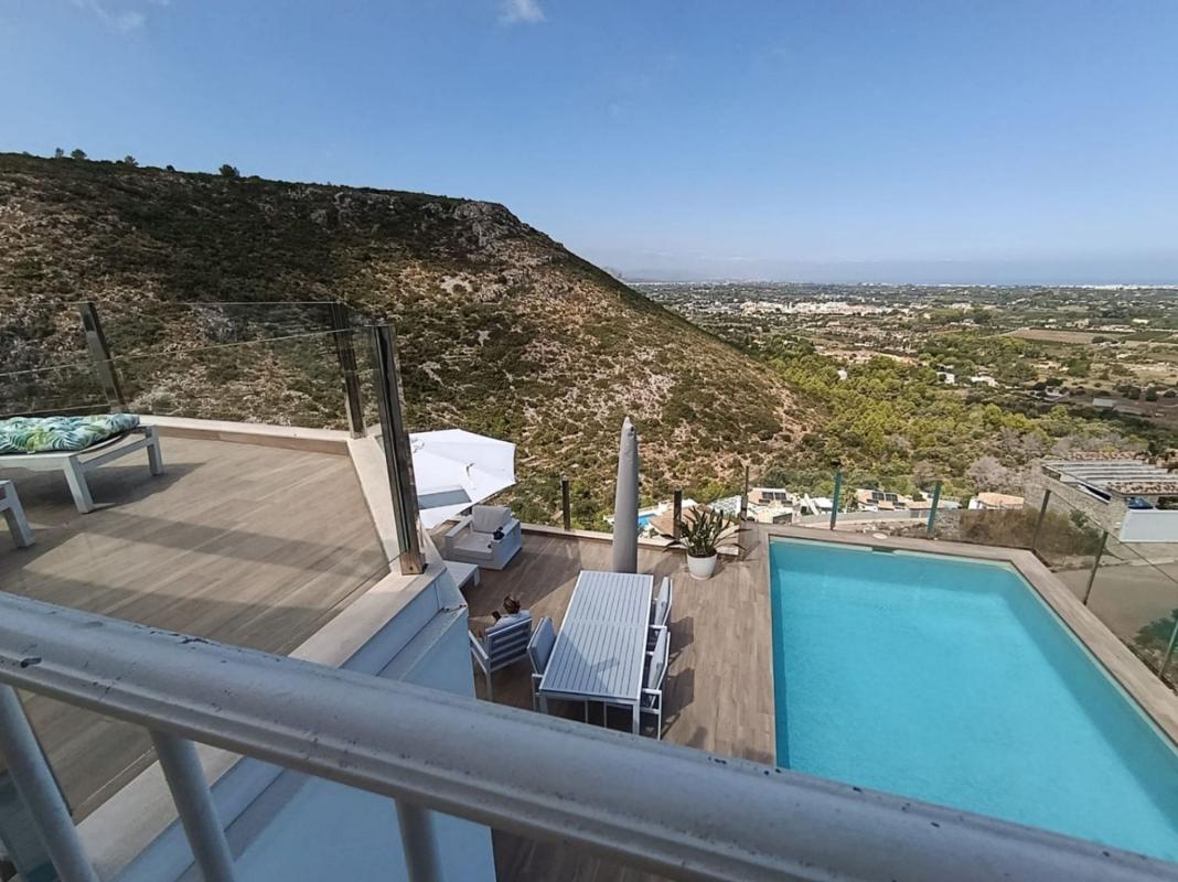 Properties for sale and rent in Spain photo 1