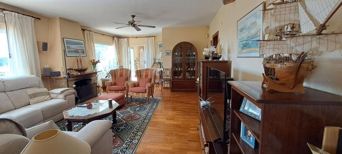 Недвижимость на продажу и в аренду в Испании photo 3