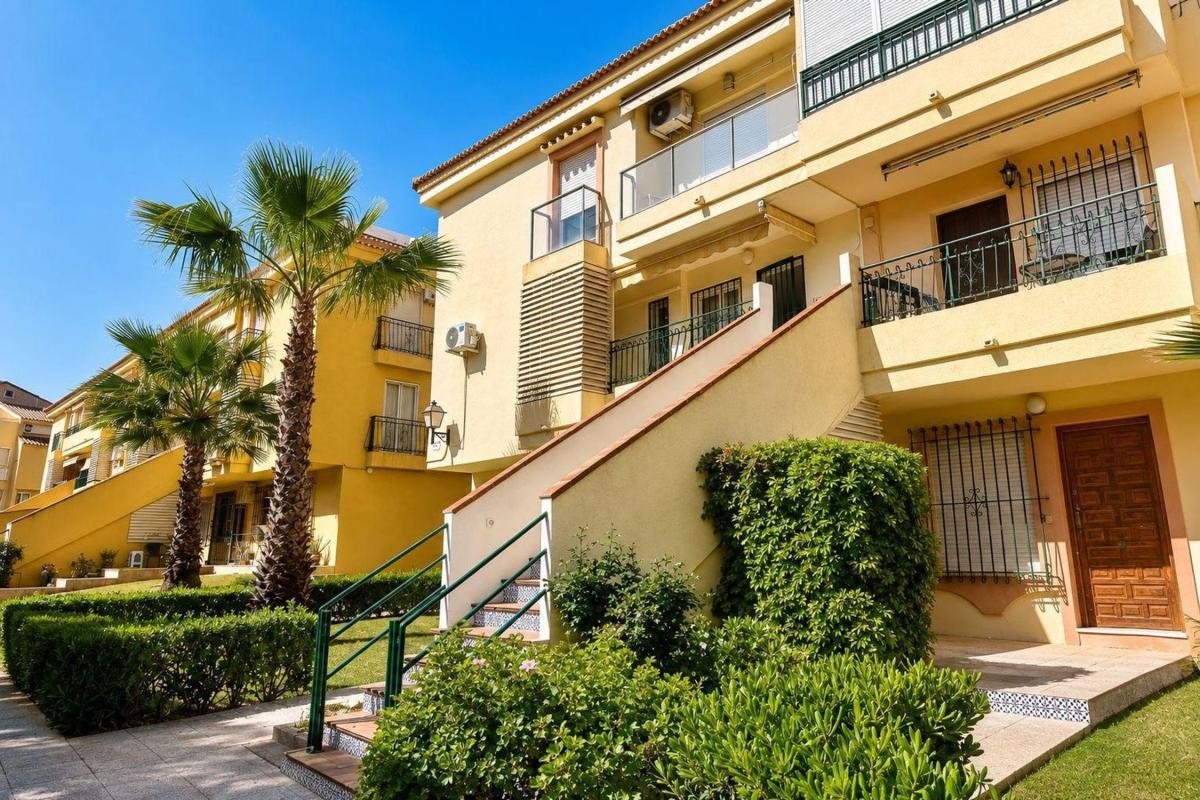 Venta de piso en Piso en La Veleta, Torrevieja, Torrevieja
 photo 2