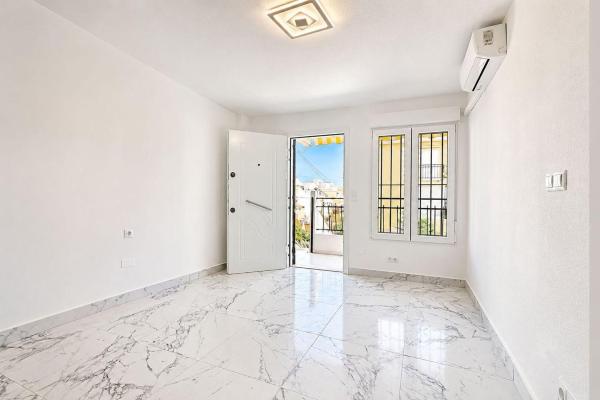 Venta de piso en Piso en La Veleta, Torrevieja, Torrevieja
 photo 4