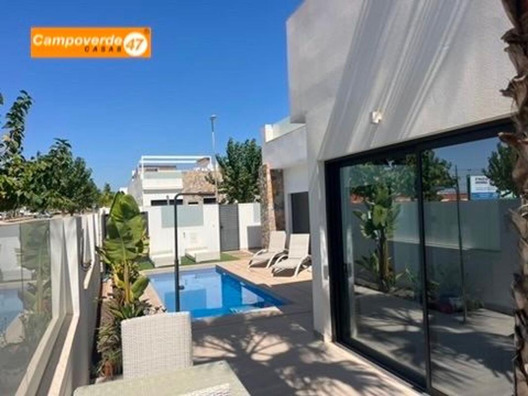Venta de chalet independiente en Casa o chalet en Zona Pueblo, Pilar de la Horadada, Pilar de la Horadada
photo 1