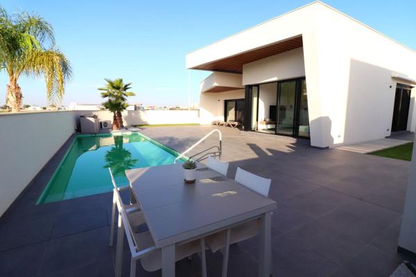Casa o chalet independiente en Formentera del Segura photo 1