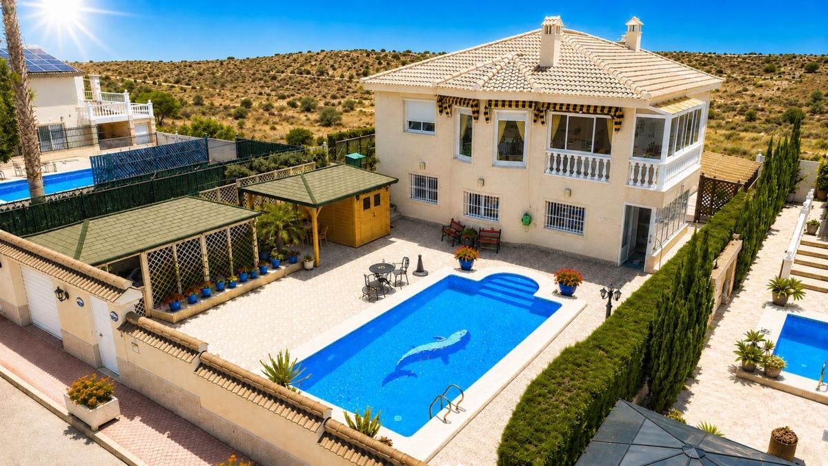 Propiedades en venta y alquiler en España photo 2