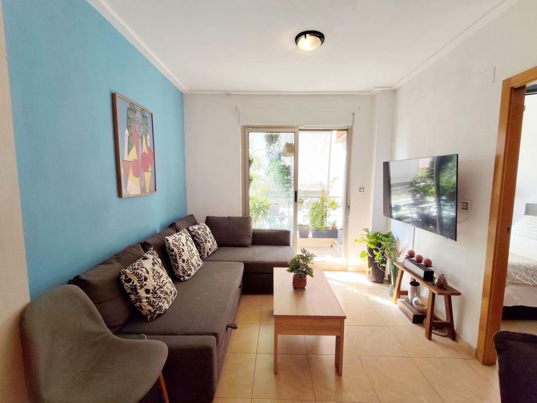 Sale of apartment in Piso en Calle Campoamor, Puerto Deportivo, Torrevieja, Torrevieja
photo 5