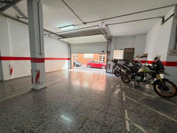 Local en Calle Doctor Nieto, Carolinas Altas, Alicante / Alacant photo 2