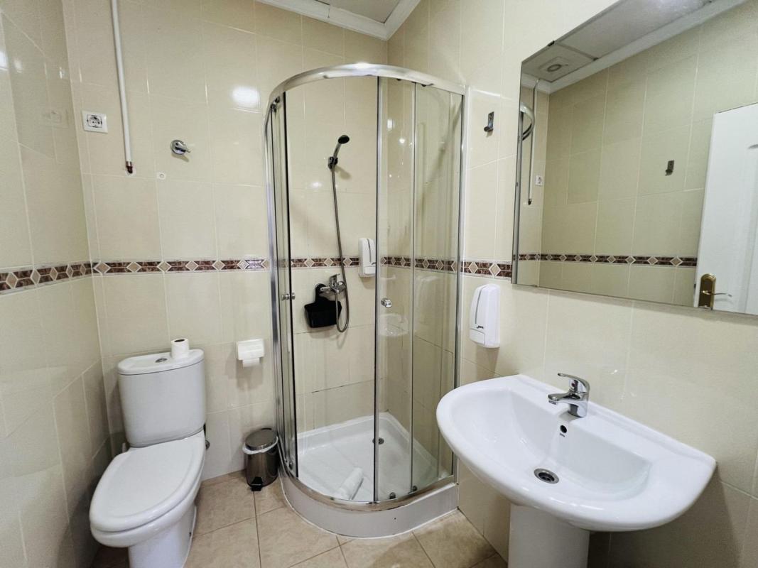 Budynek Mieszkalny o powierzchni 1300m2 na sprzedaż w La Nucia photo 3