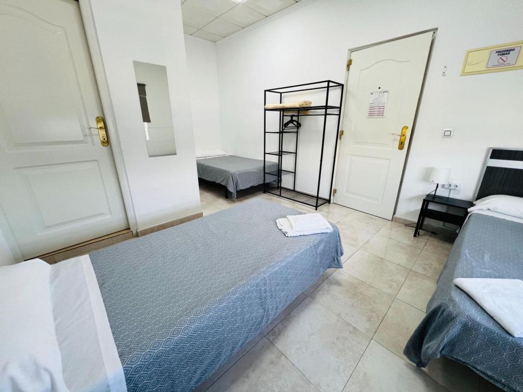 Budynek Mieszkalny o powierzchni 1300m2 na sprzedaż w La Nucia photo 4