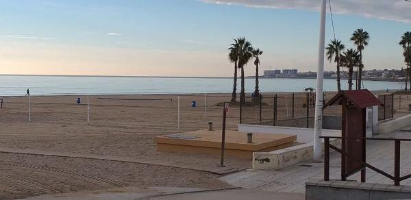 Edificio en Calle San Luis, Parque de las Naciones, Torrevieja photo 4