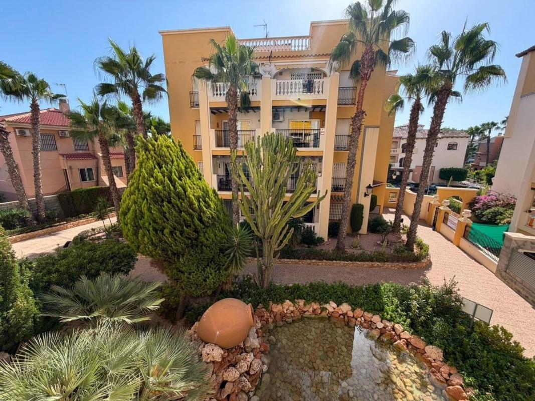 Venta de piso en Piso en Calle Echegaray, 8, Zona los Frutales, Torrevieja, Torrevieja
photo 3
