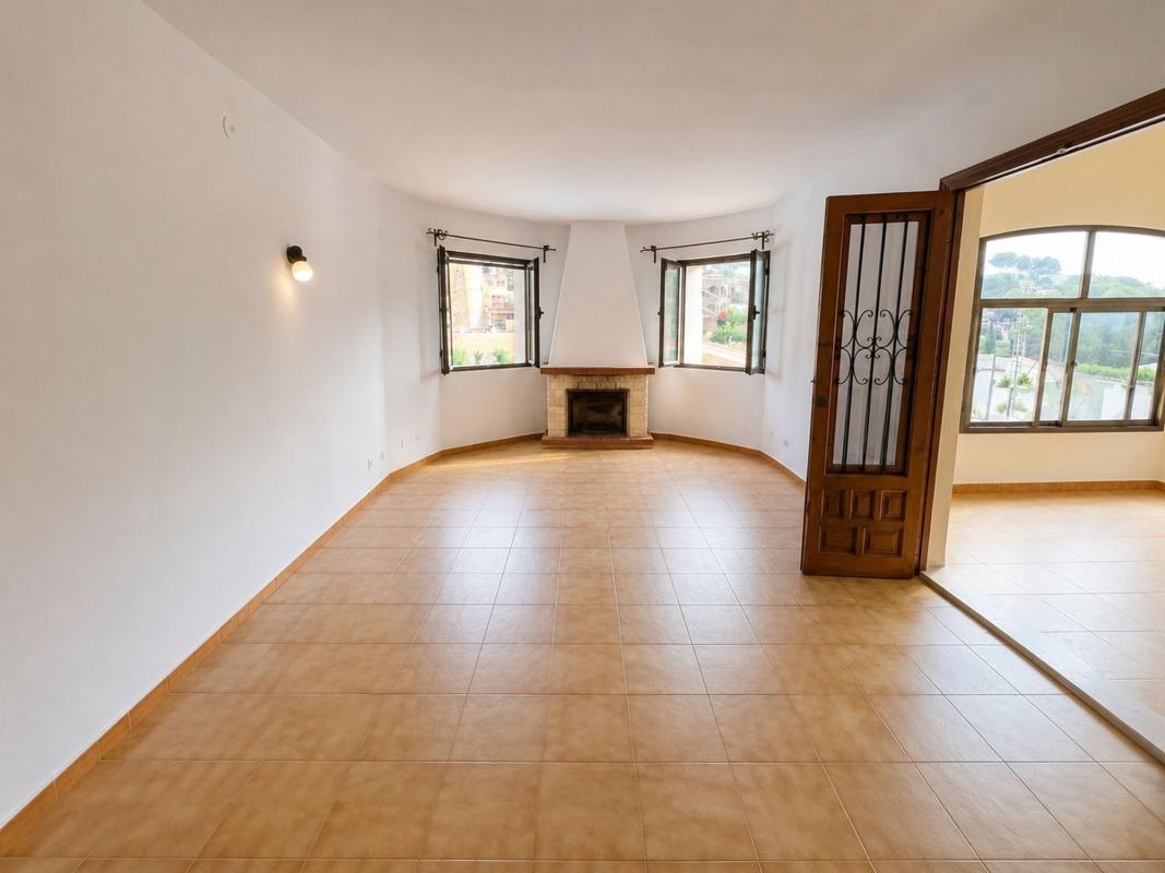 Недвижимость на продажу и в аренду в Испании photo 5