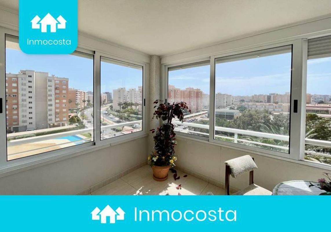 Продажа квартиры на Piso en Avenida Oviedo, 12, Playa de San Juan, Alicante / Alacant, Аликанте / Алакант
photo 1