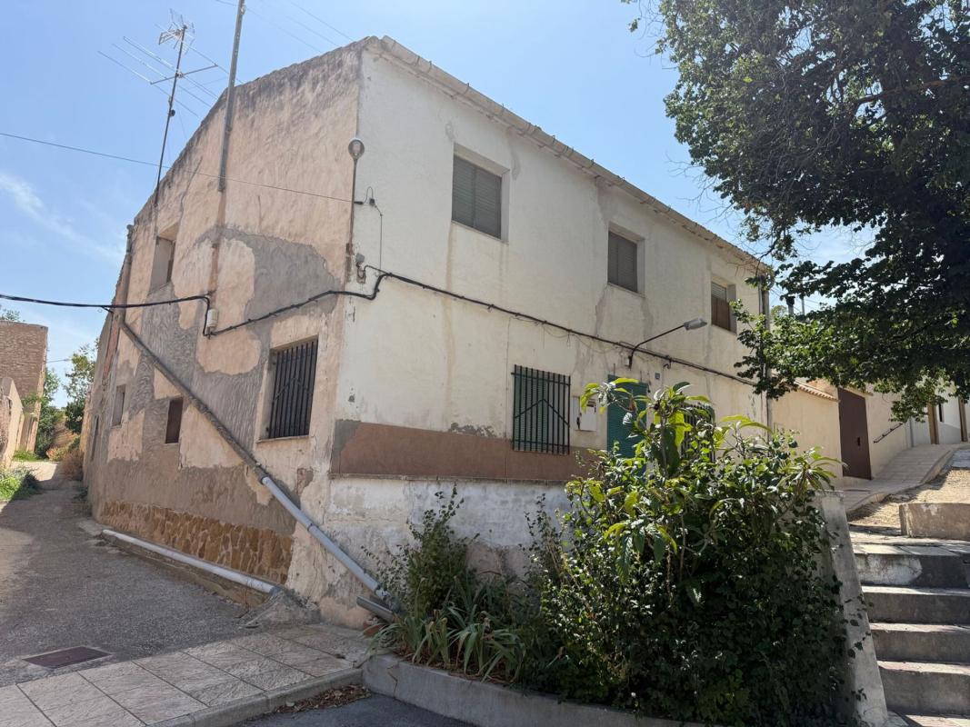 Properties for sale and rent in Spain photo 4