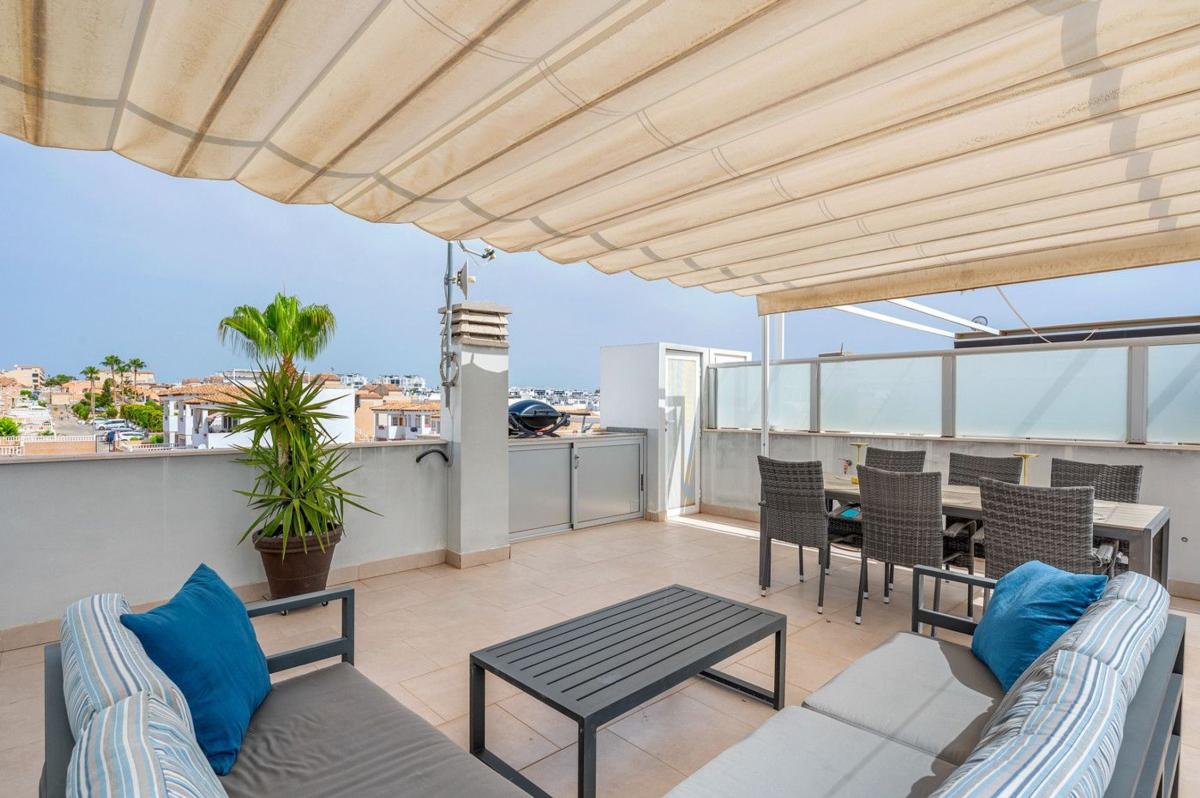 Продажа квартиры на Piso en Calle Almorávides, La Ciñuelica - Villa Rosa, Orihuela, Ориуэла
photo 1