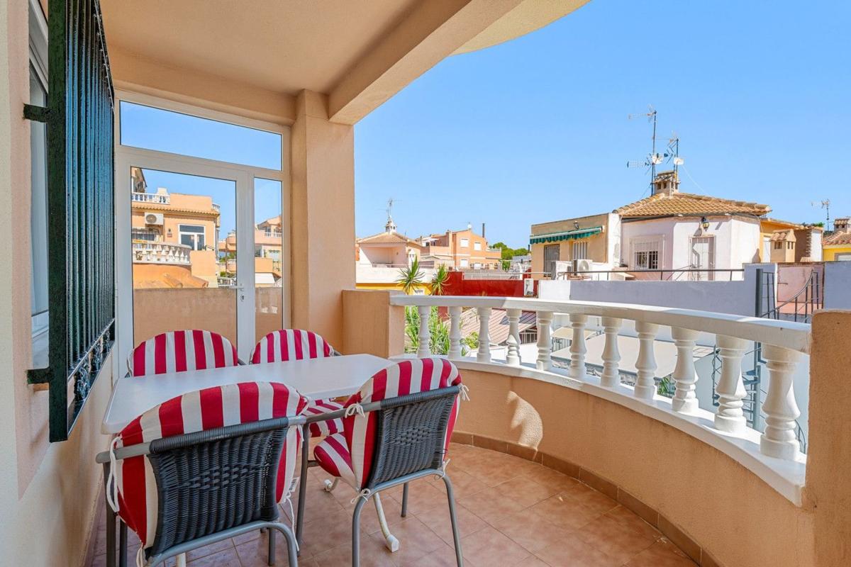 Продажа квартиры на Piso en Polígono Peri Cast D Juan Este, Lomas de Don Juan, Orihuela, Ориуэла
 photo 4