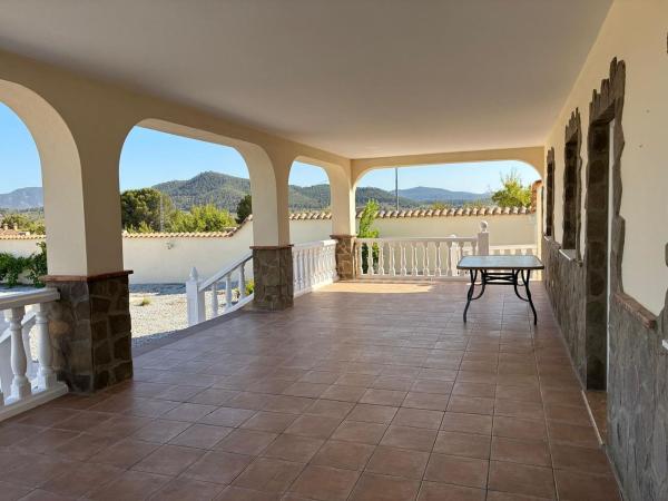 Частный шале на продаже в  Casa o chalet en null null, Monovar, Моновар photo 4