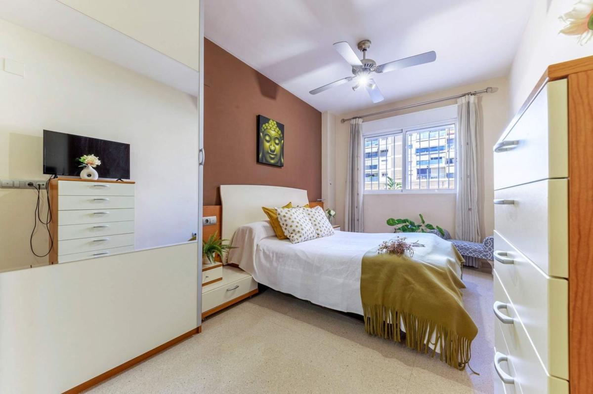 Venta de piso en Piso en Calle Els Poblets, 10, Garbinet - Parque de las Avenidas, Alicante / Alacant, Alicante / Alacant
photo 3