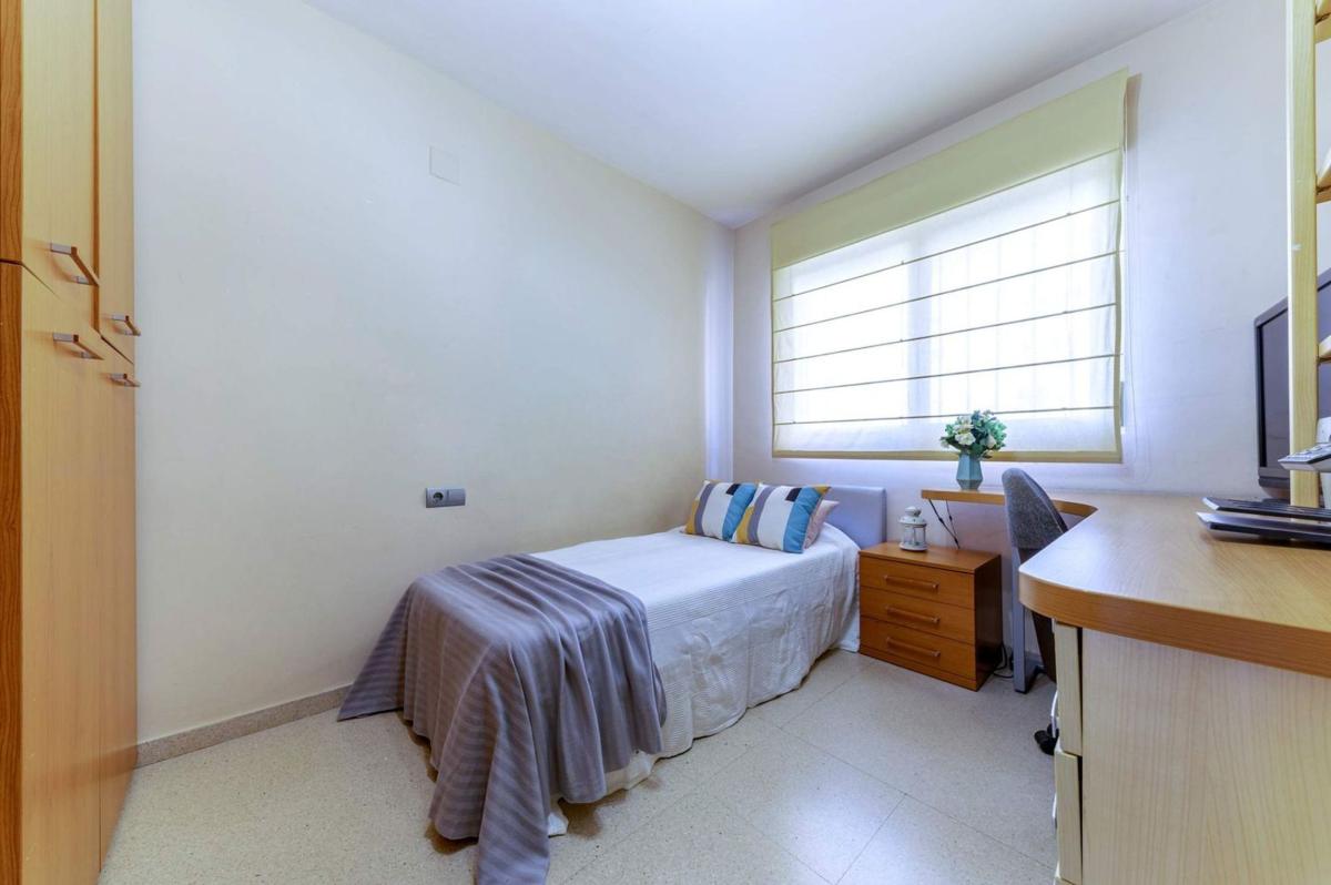 Venta de piso en Piso en Calle Els Poblets, 10, Garbinet - Parque de las Avenidas, Alicante / Alacant, Alicante / Alacant
photo 5