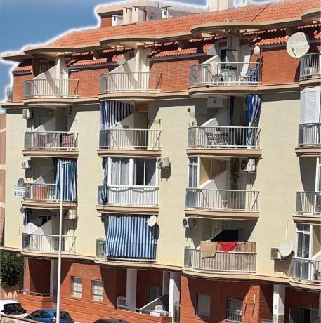 Sprzedaż mieszkania w Piso en Avenida del Mediterráneo, Gaspar Perrelló, Torrevieja, Torrevieja
thumbnail 3