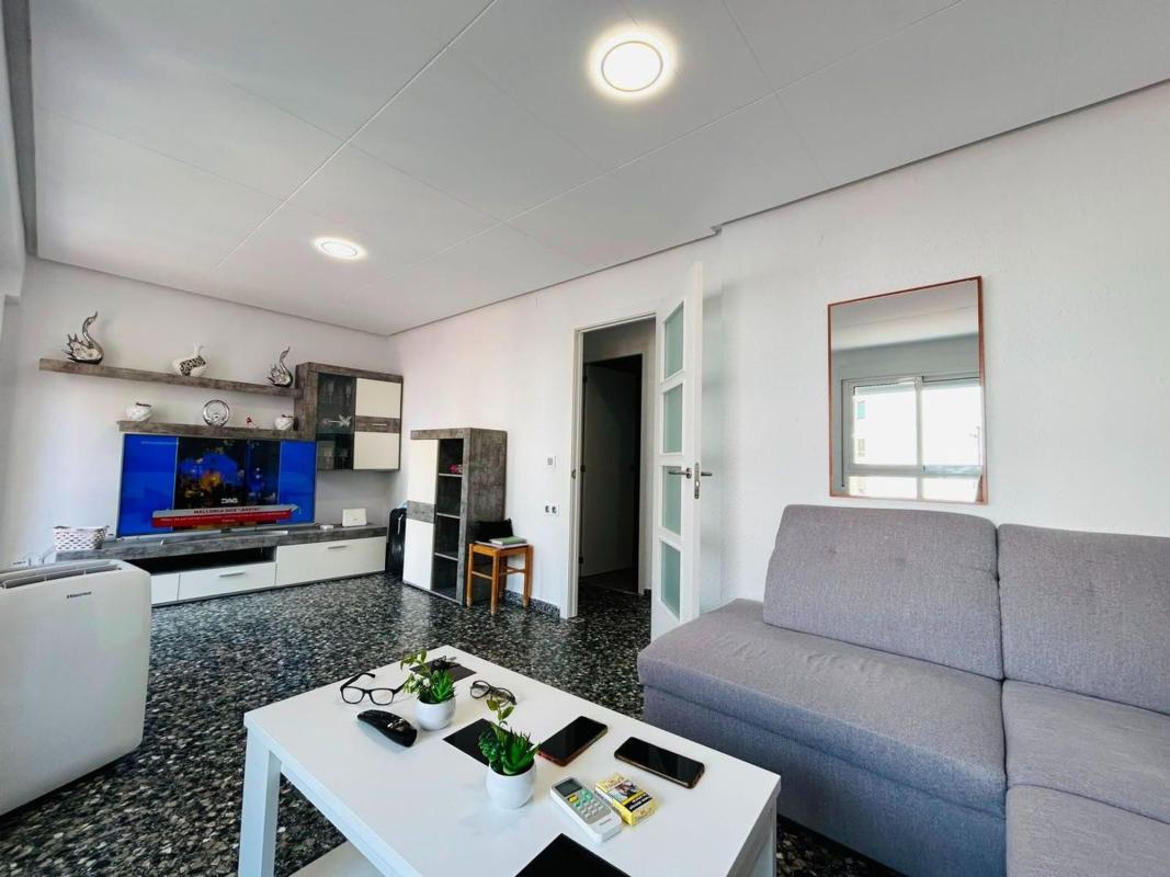 Sale of apartment in Piso en Carolinas Bajas, Alicante / Alacant, Alicante
 photo 3